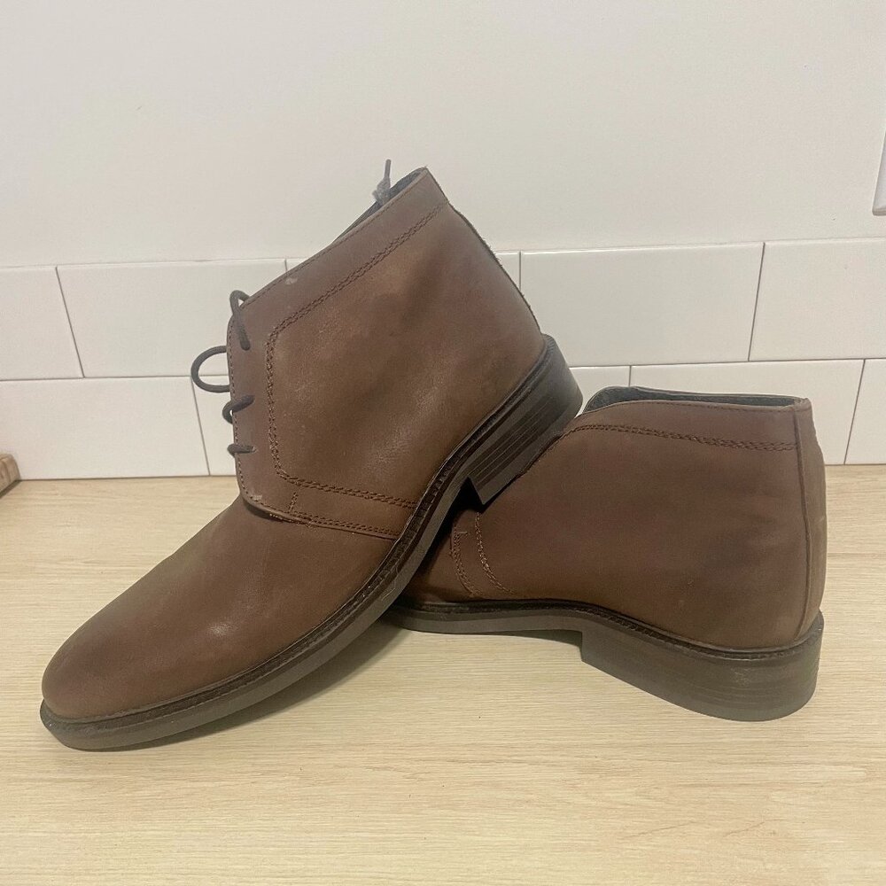 Men's Dark Brown Leather Chukka Boot - Size US 9 M